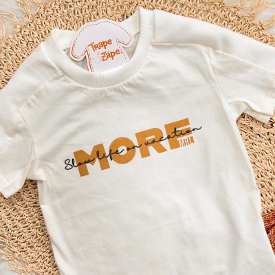 Conj. Camiseta More e Bermuda em Moletinho - Off White e Ferrugem